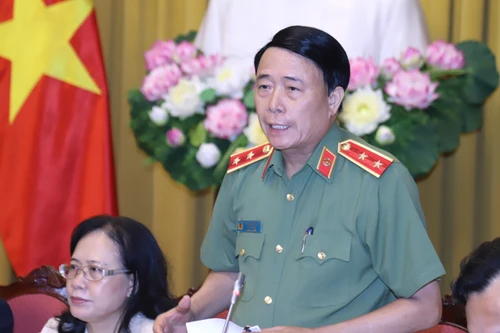 Bộ Công an trả lời về quy định cấm tuyệt đối nồng độ cồn, trừ điểm bằng lái xe