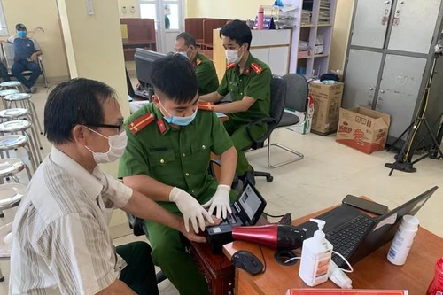 Từ 1-7: Người lao động ngoại tỉnh có phải về quê làm lại thẻ căn cước?