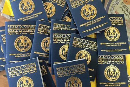 Mới: Bằng lái xe quốc tế có bị tước quyền sử dụng và tước tối đa bao lâu?