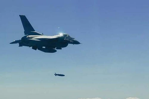 Vũ khí Mỹ không thể vượt qua hệ thống phòng thủ của Nga, Trung và Iran