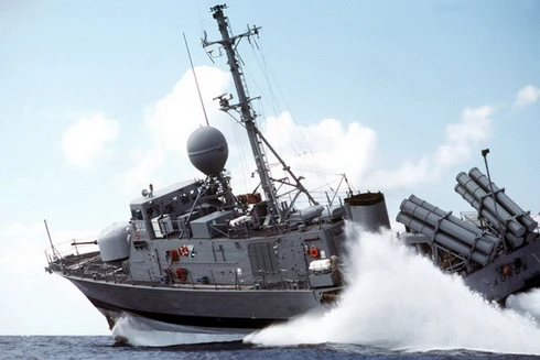 [ẢNH] Sự thật về việc Mỹ không biết chế tạo tàu tên lửa tấn công nhanh