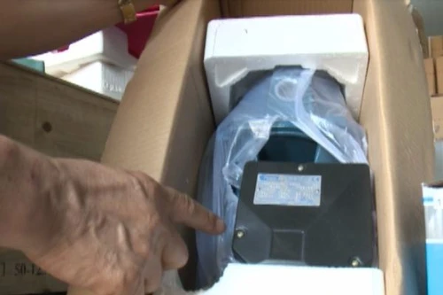 Phát hiện hàng chục máy bơm nước làm giả nhãn hiệu Pentax