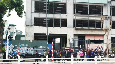 "Vết sẹo" xấu xí trên phố Điện Biên Phủ