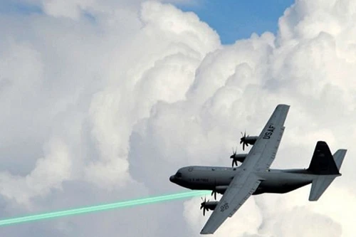 Mỹ chuẩn bị thử nghiệm vũ khí laser cực mạnh trên máy bay