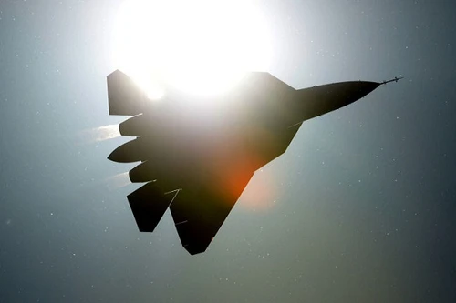 Máy bay PAK FA của Nga sẽ được trang bị radar lượng tử ánh sáng