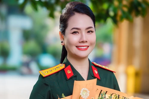 Ca sĩ Lương Nguyệt Anh xúc động trước sự trưởng thành của học trò