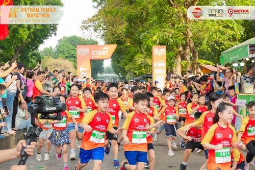 Những khoảnh khắc ấn tượng trong giải chạy gia đình quy mô bậc nhất tại Việt Nam