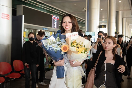 Những chia sẻ đầu tiên của Hoa hậu Mai Phương khi trở về Việt Nam