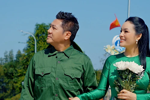 Tân Nhàn ra album mới, lần đầu chia sẻ về quãng thời gian tuyệt vọng vì bị mất giọng