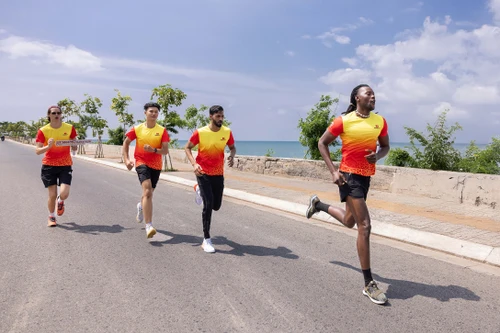 Thí sinh "Mr World 2024" khám phá vẻ đẹp của các cung đường chạy ở Vũng Tàu