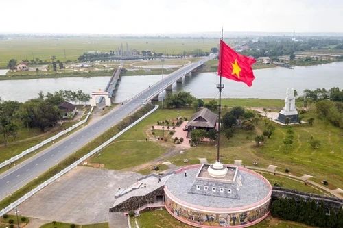 Chương trình nghệ thuật chính luận "Vĩ tuyến 17 - Khát vọng hòa bình"