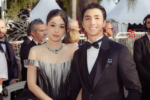 Vợ chồng Á hậu Phương Nga - diễn viên Bình An sánh đôi trên thảm đỏ LHP Cannes