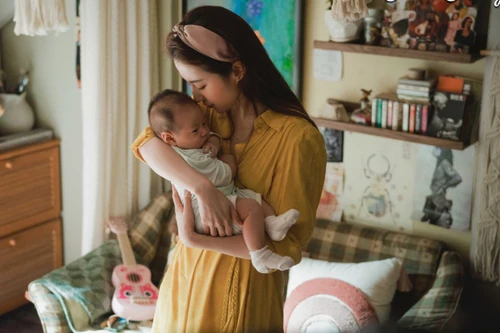 Lý giải "cơn sốt" phim "Câu chuyện hoa hồng" 