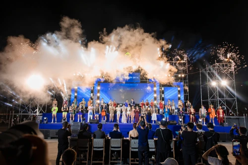 "Mister Vietnam 2024" thi tuyển chọn thiết kế trang phục dân tộc "My Vietnam"