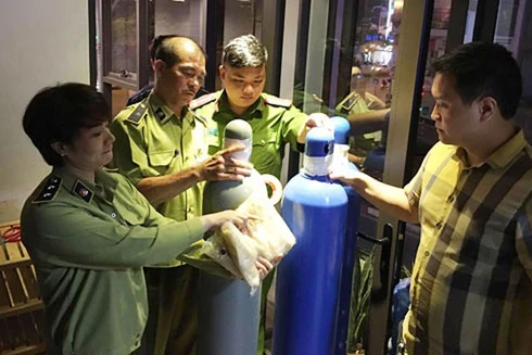 "Bóng cười" âm thầm đầu độc giới trẻ (2): Siêu lợi nhuận, sẵn sàng tái vi phạm