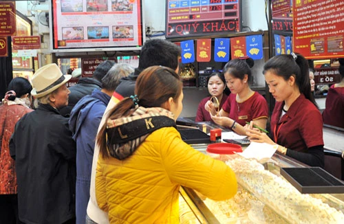 Vàng nhanh chóng giảm giá chỉ sau 1 phiên phục hồi