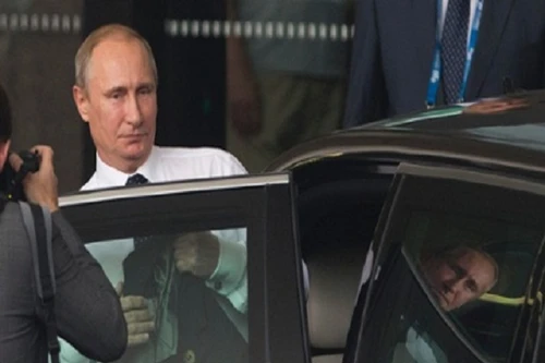 Tổng thống Putin là người đầu tiên rời khỏi hội nghị G20 “vì thiếu ngủ“?