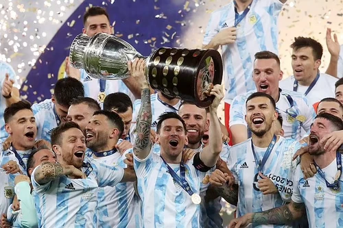 Vô địch Copa America, Messi giải cơn khát danh hiệu cùng Argentina