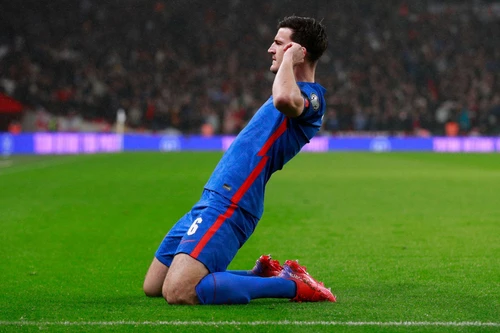 Maguire bị chỉ trích vì ăn mừng bàn thắng quá lố