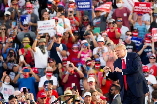 Hoài cổ và mê tín - một chân dung khác của Tổng thống Mỹ Donald Trump 