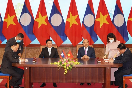 Hợp tác Việt - Lào vượt mục tiêu trong nhiều lĩnh vực 