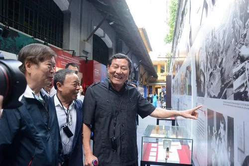 “Để bầu trời mãi xanh” tái hiện sống động một thời đạn bom