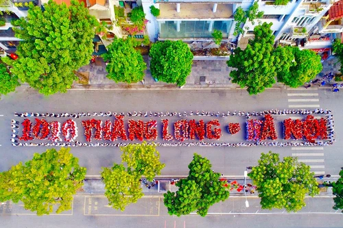 Hân hoan ngày hội của Thủ đô