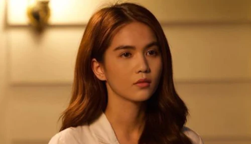 Người đẹp Ngọc Trinh bất ngờ tái xuất phim ảnh trong vai mẹ đơn thân 