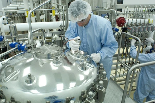 Kháng thể Regeneron “đắt hàng” sau sự hồi phục siêu nhanh của Tổng thống Donald Trump