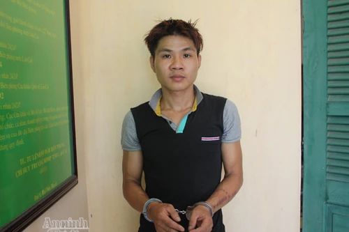 Gã trai đẹp mã lừa bán nhiều phụ nữ, trẻ em vào động mại dâm