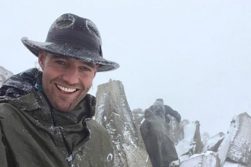 Người đàn ông đi du lịch 122 nước không cần máy bay