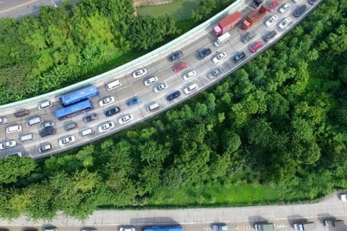 Sẽ ra sao nếu 1,4 tỉ người Trung Quốc đi du lịch cùng một lúc?