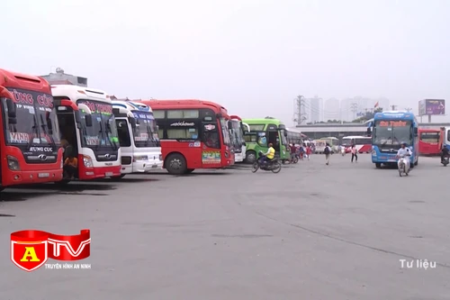 Xe khách, đường sắt tăng chuyến phục vụ khách dịp nghỉ lễ 