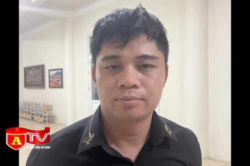 Dẫn giải đối tượng giết người tại hầm chung cư ở Long Biên