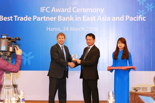 Tài trợ hàng trăm doanh nghiệp, VIB nhận giải thưởng của IFC