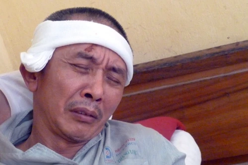 Lời “giải” vụ tai nạn đâm nạn nhân bay lên mái nhà