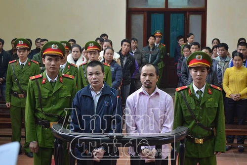 Thuê người vận chuyển heroin đến bến xe Mỹ Đình