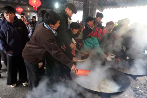 Vị xuân bung nở bên chợ Đồng Văn thương nhớ