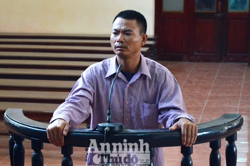 Bị tai nạn gãy 2 chân vẫn đi trộm cắp xe máy