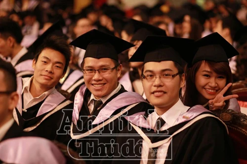 Một hành trang vào đời “no và đủ”