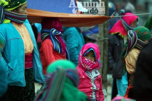 Chiêm ngưỡng thời trang chống rét ở vùng đá núi