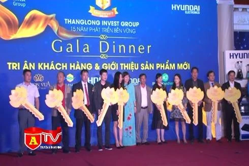 Tập đoàn Đầu tư Thăng Long đón nhận bằng khen của UBND TP Hà Nội và VCCI