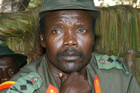 Mỹ trừng phạt các con trai của thủ lĩnh phiến quân Uganda