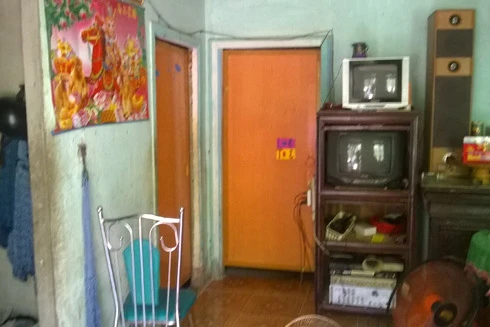 Giả danh cán bộ trường làm trò đồi bại với nữ sinh