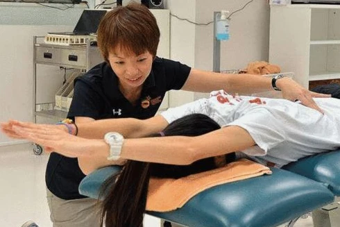 Đừng tự ru ngủ sau vinh quang