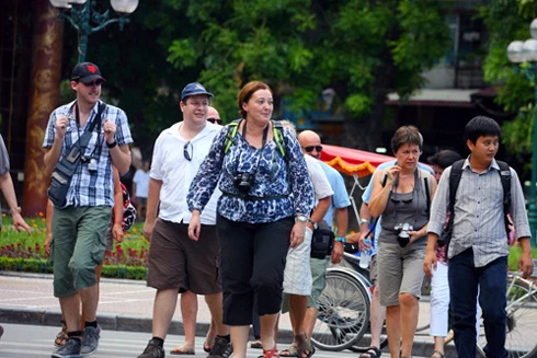 Khách Tây Âu đến Việt Nam tăng mạnh 