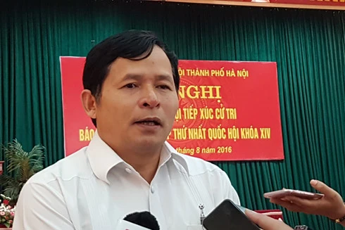 Điều tra thông tin lãnh đạo xã nghèo "tiêu hoang, để nợ tiền tỷ"