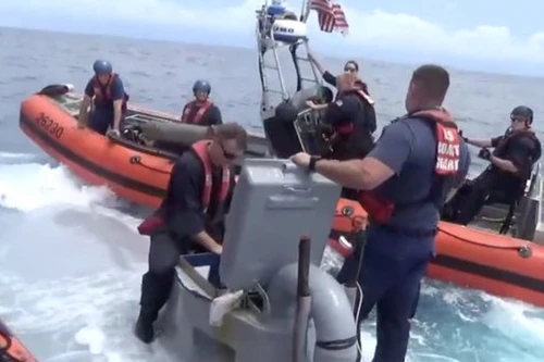 [Ảnh] Cận cảnh những "quan tài trôi" - tàu ngầm chở ma túy ở châu Mỹ Latinh