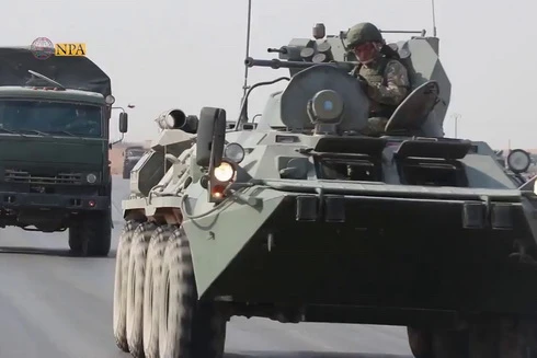 [ẢNH] Quân cảnh Nga ào ạt tiến vào al-Hasakah tạo lập vùng đệm an toàn