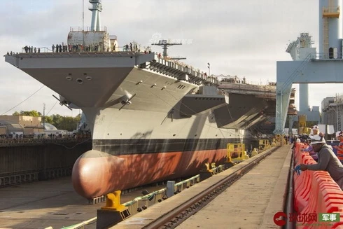 [ẢNH] Mỹ chuẩn bị hạ thủy siêu tàu sân bay hạt nhân lớp Ford thứ hai